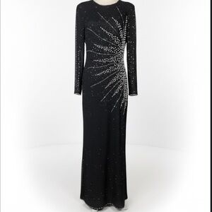 Oleg Cassini Black Silk Beaded &Sequin Gown, Starburst Size 10
Stunning Vintage